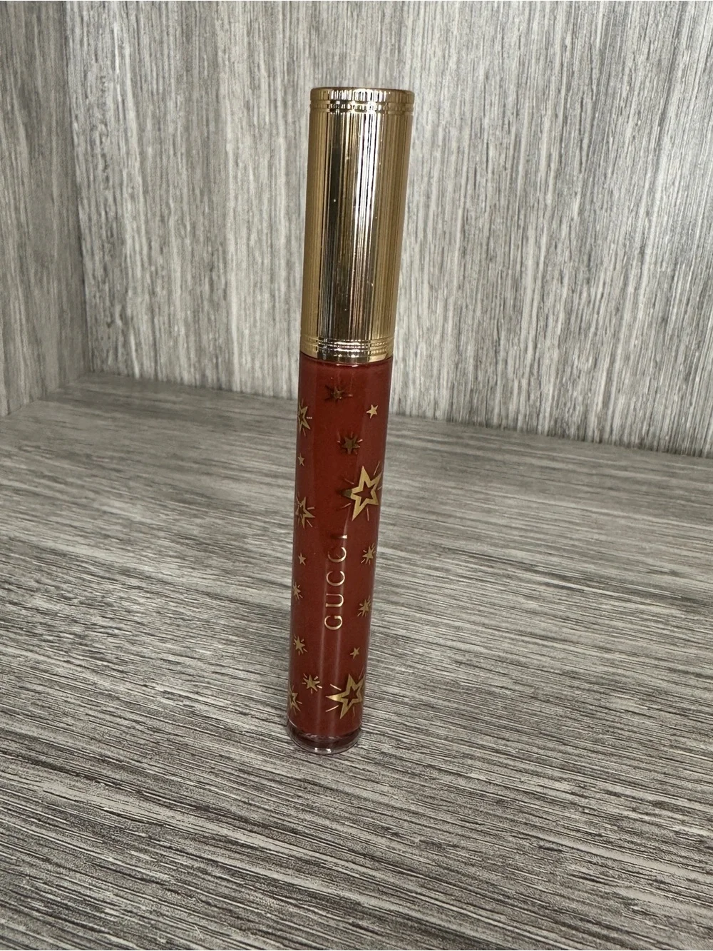 Gucci Hydrating Plumping Lipgloss- Suzanne Brown